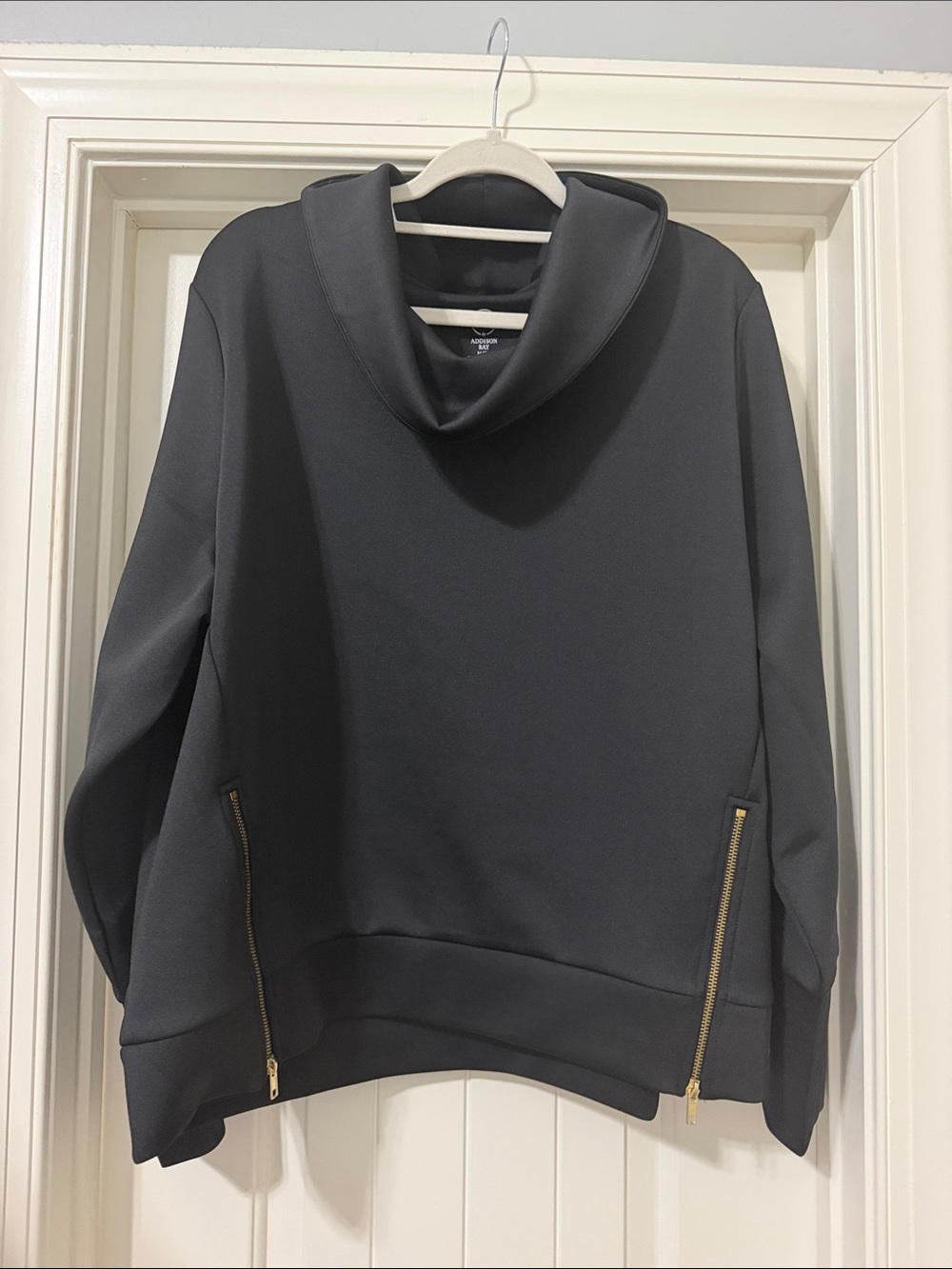 NWOT Addison Bay Top Size XL